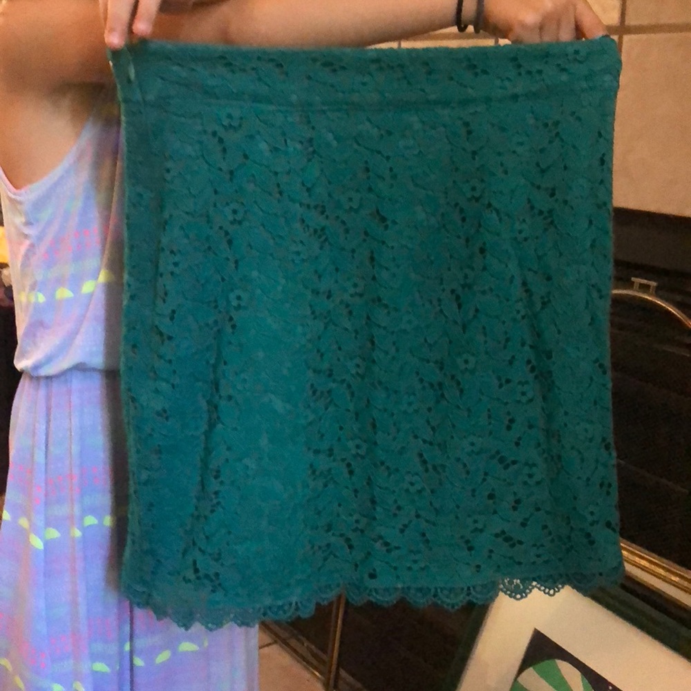 Francesca’s lace mini skirt